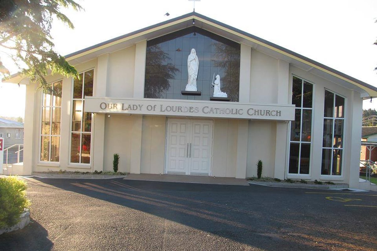 Our Lady of Lourdes Catholic Church, Glen Eden